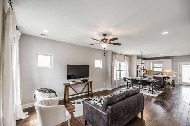 195 Bexley Way, White House, TN 37188