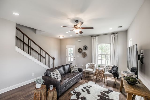 195 Bexley Way, White House, TN 37188