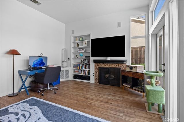 28214 Ridge View, Canyon Country, CA 91387