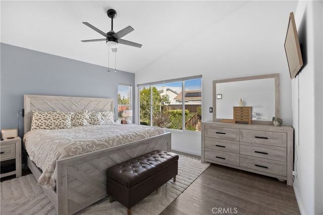 28214 Ridge View, Canyon Country, CA 91387