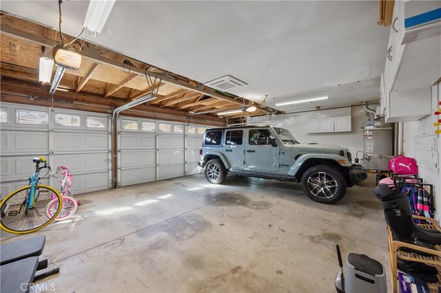 28214 Ridge View, Canyon Country, CA 91387