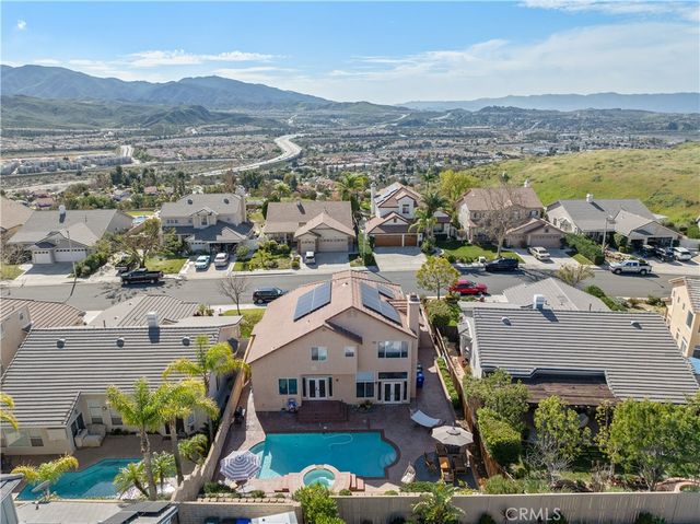 28214 Ridge View, Canyon Country, CA 91387