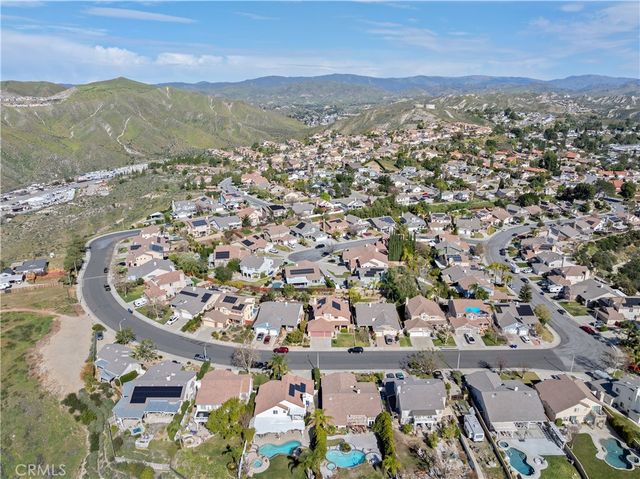 28214 Ridge View, Canyon Country, CA 91387