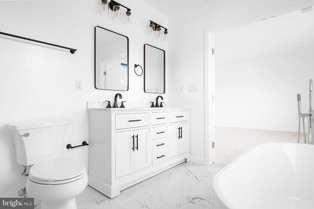 3108 ADAMS ST NE, Washington, DC 20018