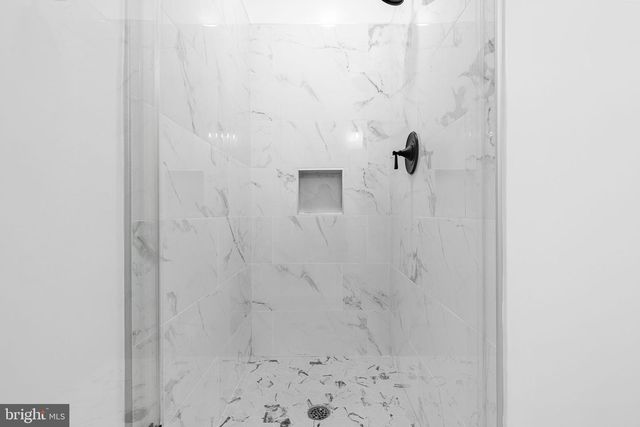 3108 ADAMS ST NE, Washington, DC 20018