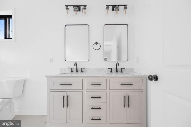 3108 ADAMS ST NE, Washington, DC 20018