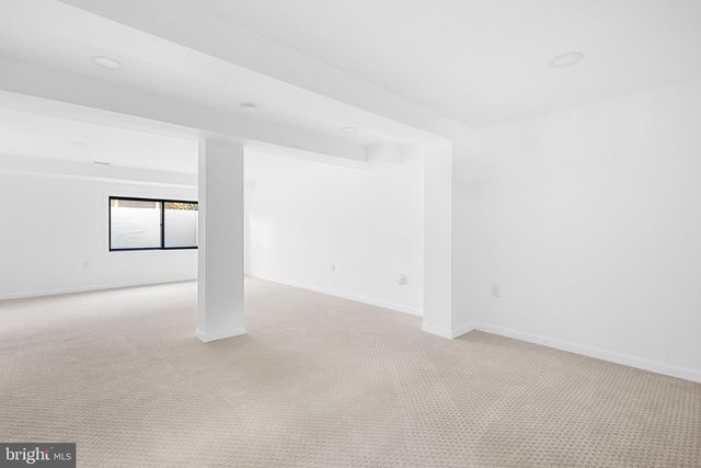 3108 ADAMS ST NE, Washington, DC 20018