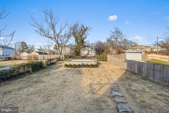 3108 ADAMS ST NE, Washington, DC 20018