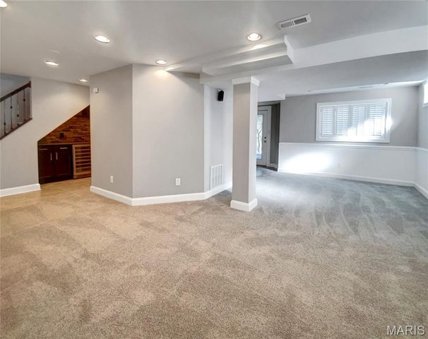 326 Woodlawn Terrace Court, Ballwin, MO 63021