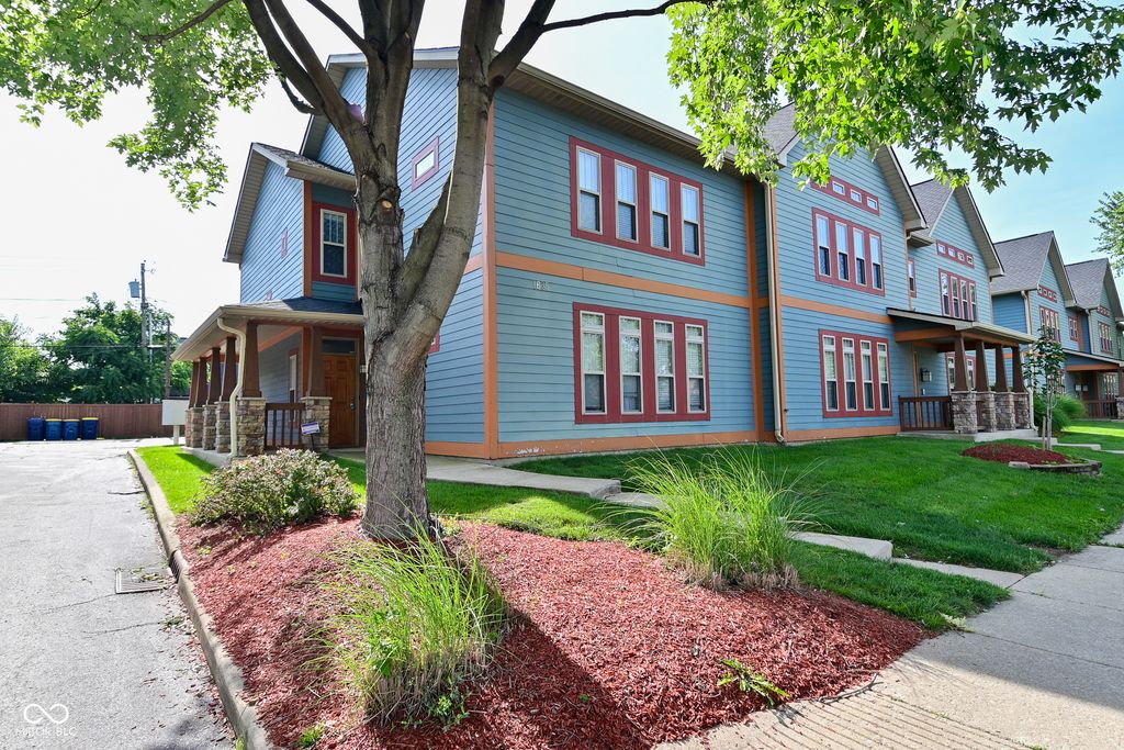 1635 N College Avenue 4, Indianapolis, IN 46202