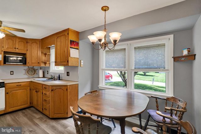 122 ZIEBER RD, Spring City, PA 19475