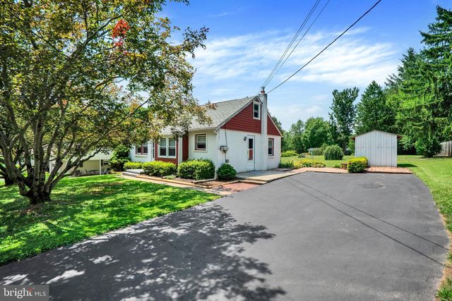 122 ZIEBER RD, Spring City, PA 19475