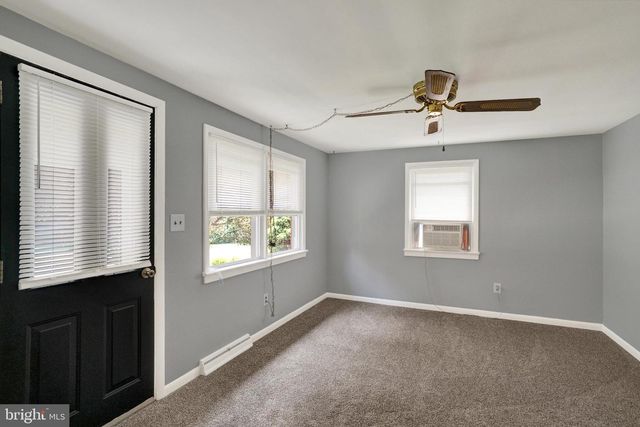 122 ZIEBER RD, Spring City, PA 19475