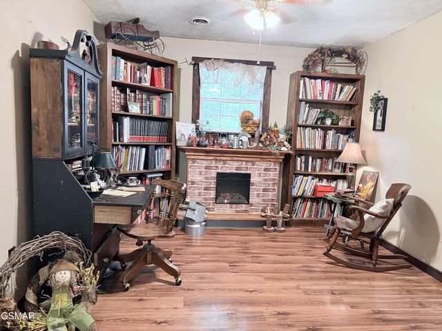 3504 James Phillips Way, Sevierville, TN 37876