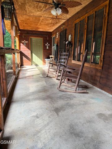 3504 James Phillips Way, Sevierville, TN 37876
