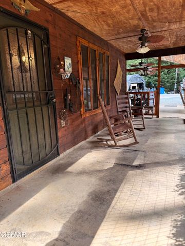 3504 James Phillips Way, Sevierville, TN 37876