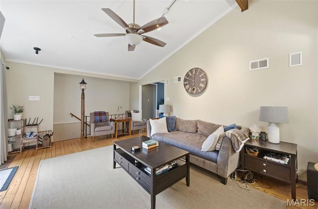 111 La Gorce Drive, Chesterfield, MO 63017
