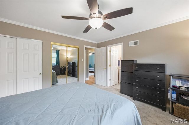 111 La Gorce Drive, Chesterfield, MO 63017