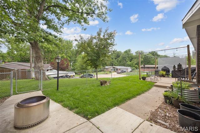 111 La Gorce Drive, Chesterfield, MO 63017