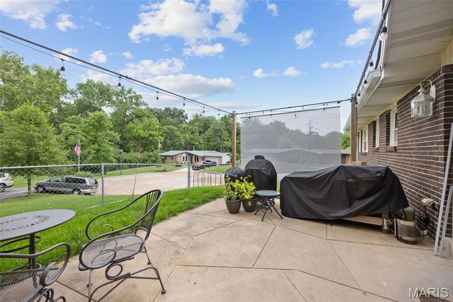 111 La Gorce Drive, Chesterfield, MO 63017