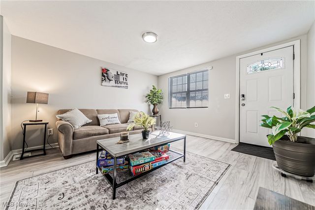 1423 E 120th Street, Cleveland, OH 44106