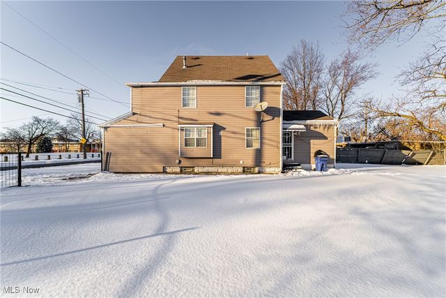 1423 E 120th Street, Cleveland, OH 44106