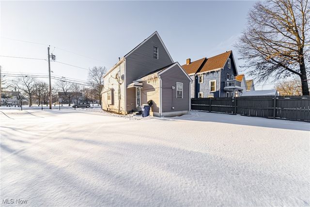 1423 E 120th Street, Cleveland, OH 44106