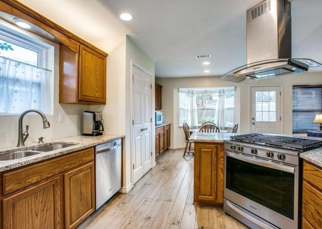 11814 Monticeto Lane, Meadows Place, TX 77477