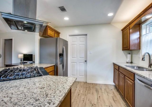 11814 Monticeto Lane, Meadows Place, TX 77477