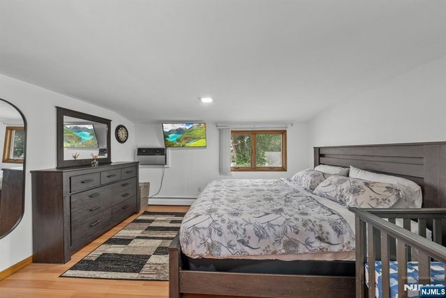 101 Maple Hill Road, Clifton, NJ 07013