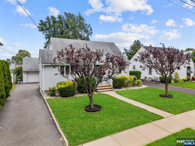 101 Maple Hill Road, Clifton, NJ 07013