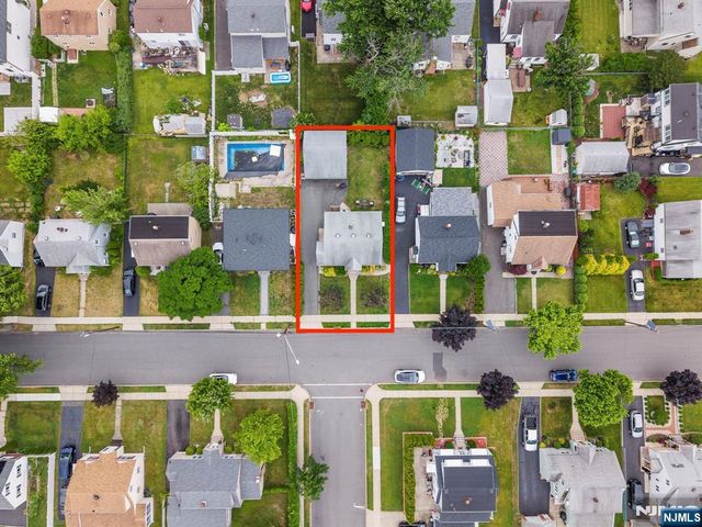 101 Maple Hill Road, Clifton, NJ 07013