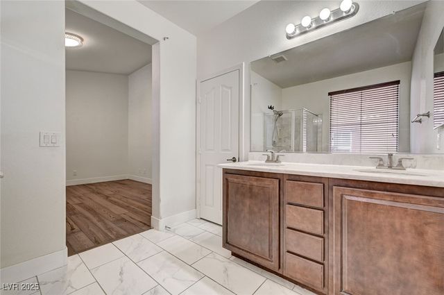 6935 Galeria Posada Avenue, Las Vegas, NV 89179