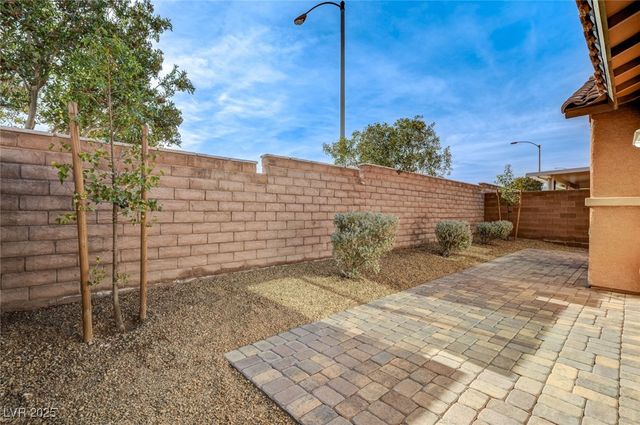 6935 Galeria Posada Avenue, Las Vegas, NV 89179