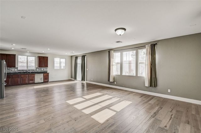 6935 Galeria Posada Avenue, Las Vegas, NV 89179