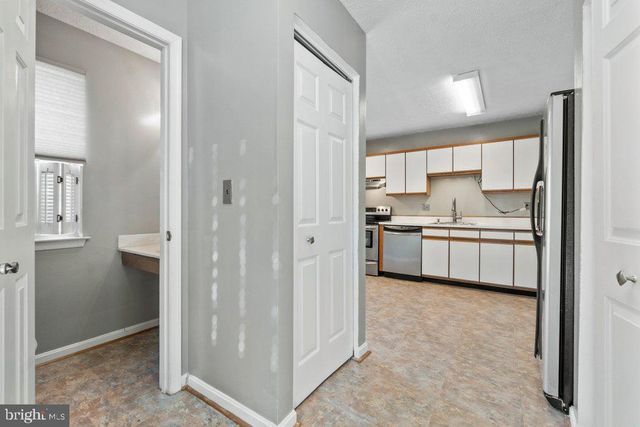 10477 CAMPUS WAY S, Upper Marlboro, MD 20774