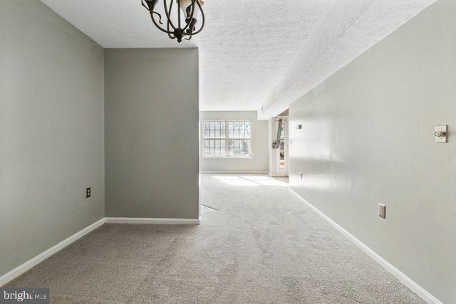 10477 CAMPUS WAY S, Upper Marlboro, MD 20774
