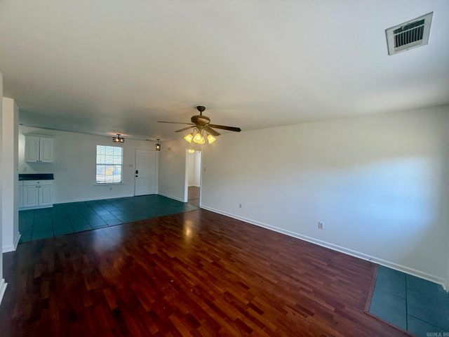 13706 Apple Glen Cove, Alexander, AR 72002