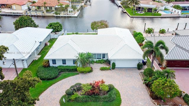 5721 Bayview Dr, Fort Lauderdale, FL 33308