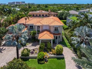501 Bay Lane, Key Biscayne, FL 33149