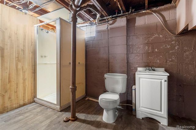 7521 N Silvery Lane, Dearborn Heights, MI 48127