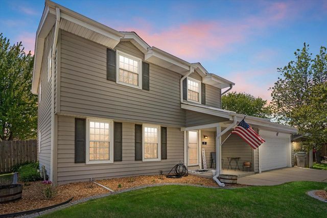 2401 Manchester AVENUE, Milwaukee, WI 53221