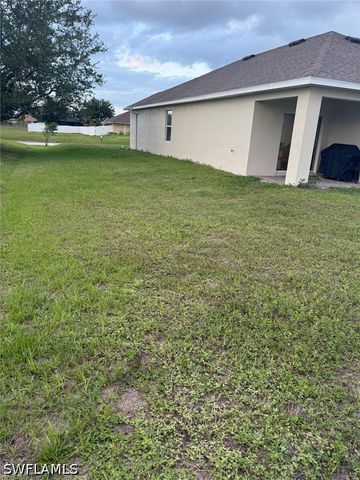 2014 NW 9th ST, Cape Coral, FL 33993