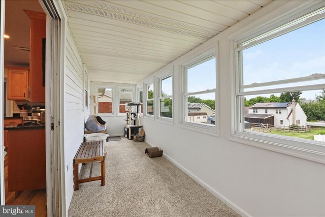 12 OAK LN, Stevens, PA 17578