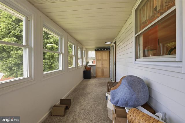 12 OAK LN, Stevens, PA 17578