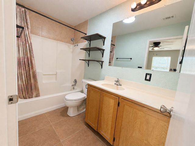 513 Ranch Road, Granbury, TX 76049