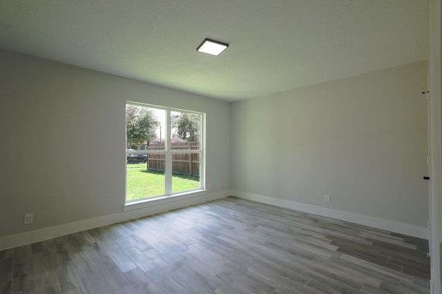 2111 Wycliffe Drive, Houston, TX 77043