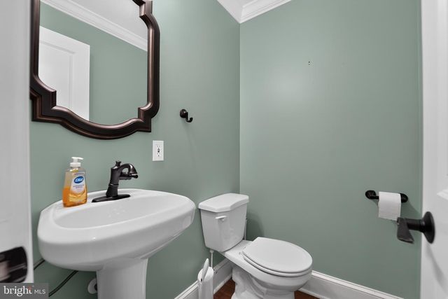 528 S CURLEY ST, Baltimore, MD 21224