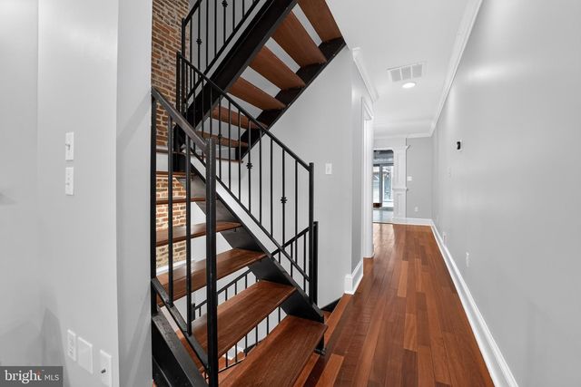 528 S CURLEY ST, Baltimore, MD 21224