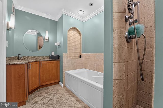 528 S CURLEY ST, Baltimore, MD 21224